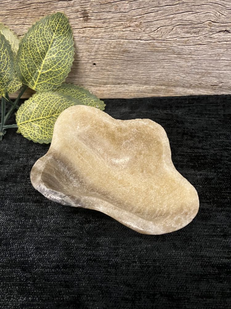 Aragonite - Charging Plate/Trinket Dish