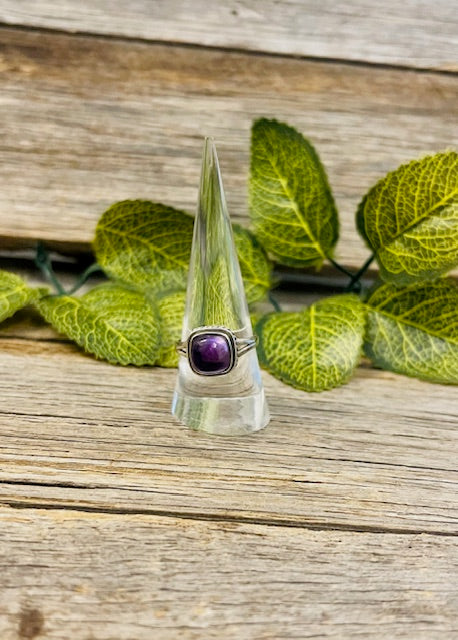 Amethyst ring