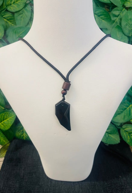 Black obsidian wolf teeth necklace