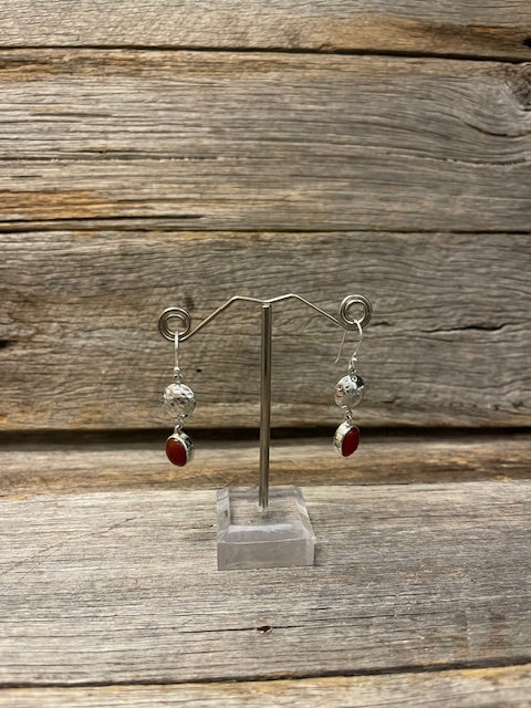 Camelian - Round drop earrings