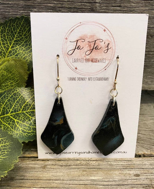 Jo Jo's Drop Earrings