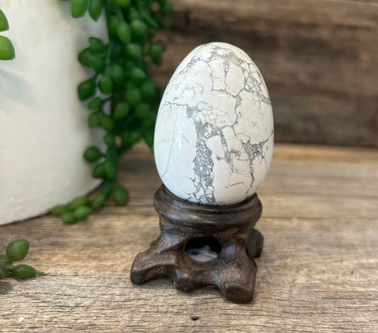 Howlite Egg