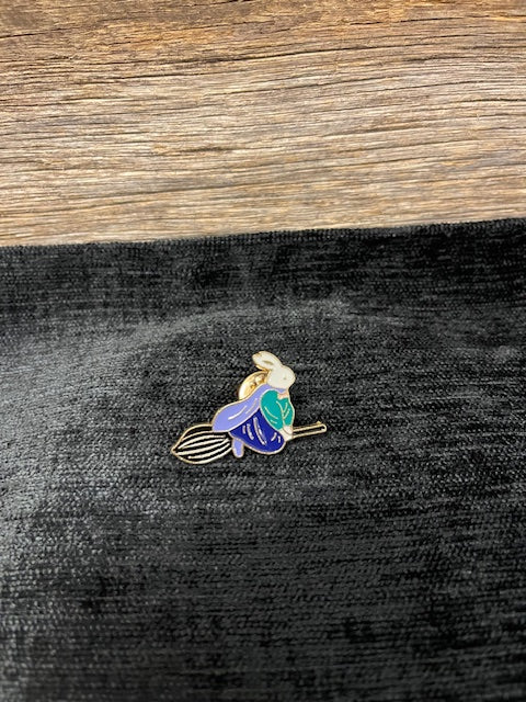 Novelty pins