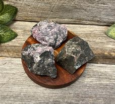 Rhodonite natural Raw stone