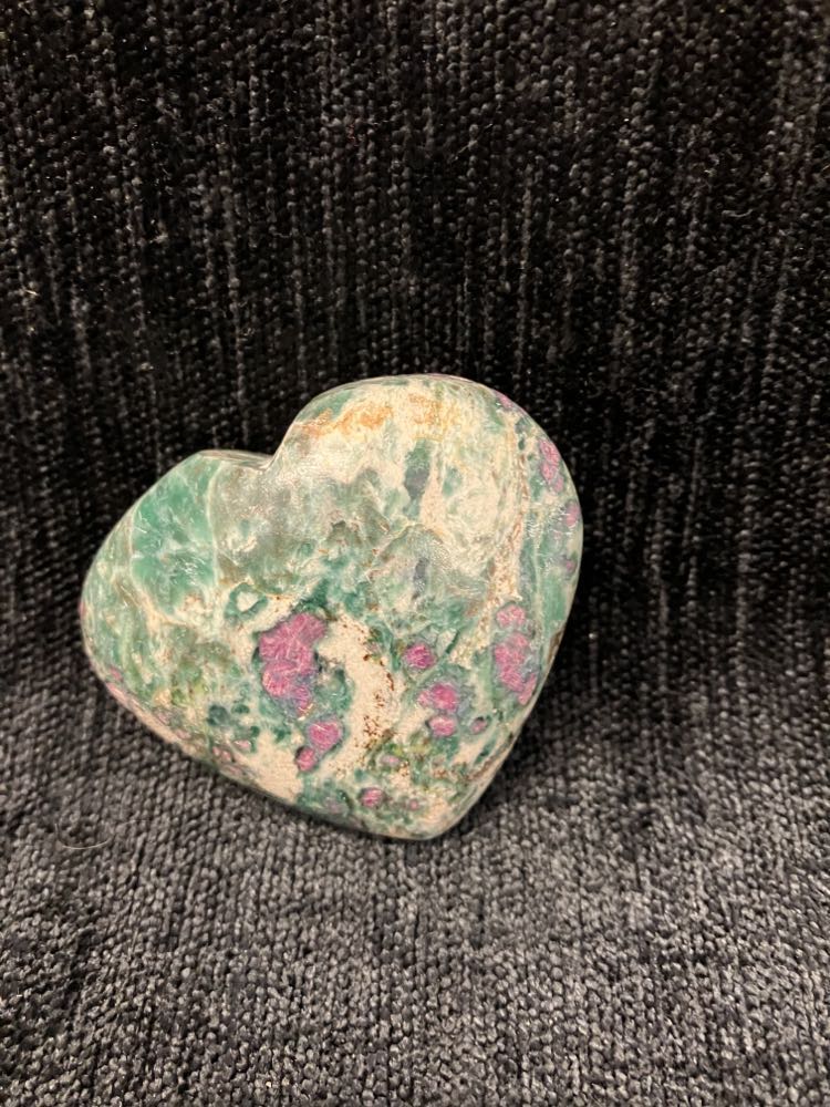 Ruby fuchsite heart