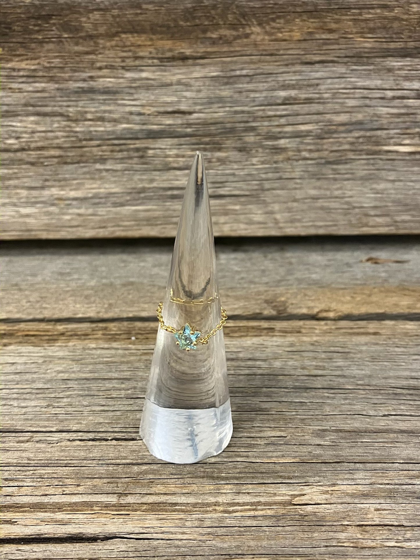 Gold star adjustable ring